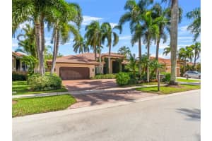 10915 Nw 2nd St, Plantation
