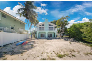 316 N Dr Islamorada, FL 33036 - MLS#A11861732