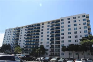 7501 E Treasure Dr 3k North Bay Village, FL 33141 - MLS#A11861760