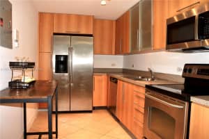 7501 E Treasure Dr 3k North Bay Village, FL 33141 - MLS#A11861760