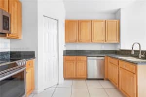 11552 Nw 69th Ter Doral, FL 33178 - MLS#A11861771