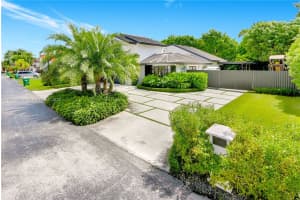 6775 Sw 103rd Ct Miami, FL 33173 - MLS#A11861796