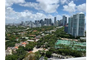 2475 Brickell Ave 2504, Miami