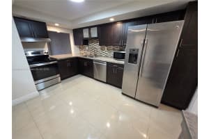 6509 Racquet Club Dr 45 Lauderhill, FL 33319 - MLS#A11861815