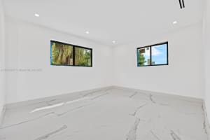 19731 NE 24th Ave, Miami, FL 33180 - MLS#A11861847