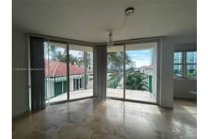 19900 E Country Club Dr 612, Aventura, FL 33180 - MLS#A11861853