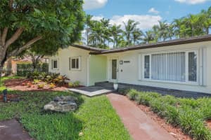 10930 SW 129th St, Miami, FL 33176 - MLS#A11861877