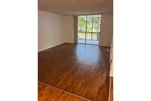 3660 Inverrary Dr 2i Lauderhill, FL 33319 - MLS#A11861890