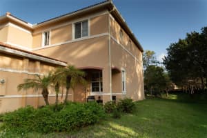 4956 SW 30th Ter, Dania Beach, FL 33312 - MLS#A11861894