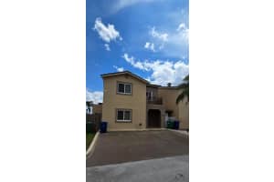 7640 NW 182nd Ter 108, Hialeah, FL 33015 - MLS#A11861934