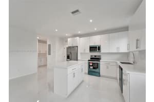 2631 E 7th Ave U Hialeah, FL 33013 - MLS#A11861953