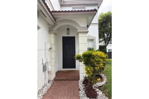 8108 NW 108th Ct, Doral, FL 33178 - MLS#A11861962
