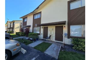6627 Winfield Blvd 102-c, Margate