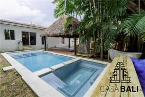 744 Ne 88th St, Miami