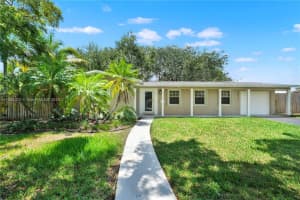 16022 Sw 98th Ave, Miami
