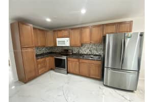 11564 SW 7th St, Sweetwater, FL 33174 - MLS#A11862033