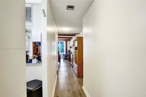 250 Jacaranda Dr 206 Plantation, FL 33324 - MLS#A11862035