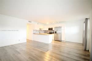 301 Sw 135th Ave 113c, Pembroke Pines