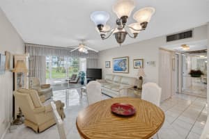 4706 Nw 36th St 402 Lauderdale Lakes, FL 33319 - MLS#A11862098