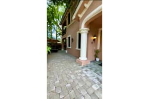 2787 Center Ct Dr 1-23 Weston, FL 33332 - MLS#A11862104