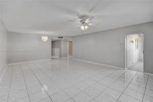 4821 Nw 22nd Ct 111 Lauderhill, FL 33313 - MLS#A11862105