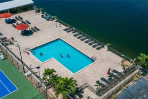 2017 S Ocean Dr 1008, Hallandale Beach, FL 33009 - MLS#A11862114