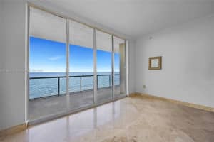 704 N Ocean Blvd 1002, Pompano Beach, FL 33062 - MLS#A11862124