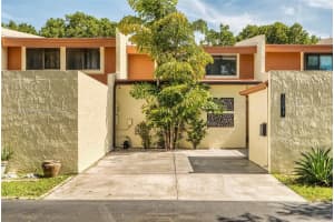 10617 Sw 79th Ter, Miami
