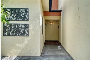 10617 SW 79th Ter, Miami, FL 33173 Sold 09/26/25