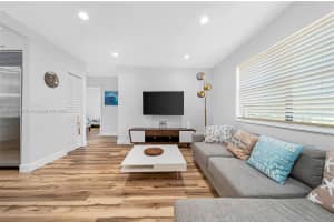 12075 Ne 10th Ave Biscayne Park, FL 33161 - MLS#A11862162