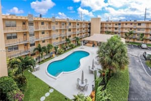 2145 Pierce St 421, Hollywood