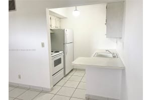 2145 Pierce St 421 Hollywood, FL 33020 - MLS#A11862185