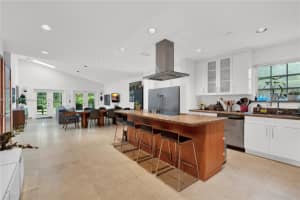3730 Kumquat Ave, Miami