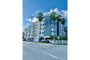 1010 Nw 11th St 504, Miami