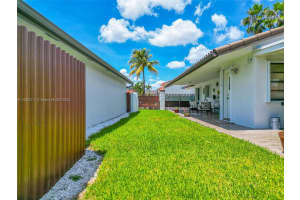 2671 Sw 99th Ct Miami, FL 33165 - MLS#A11862217