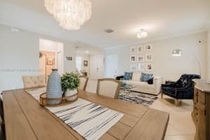 3392 W 103rd Ter, Hialeah