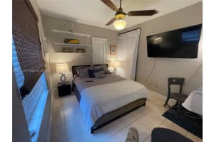 901 SE 14th St E, Fort Lauderdale, FL 33316 - MLS#A11862236