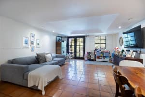 437 Santander Ave D Coral Gables, FL 33134 - MLS#A11862252