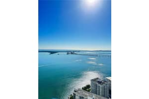 1300 Brickell Bay Dr 2608, Miami