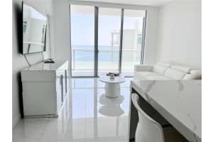 1300 Brickell Bay Dr 2608 Miami, FL 33131 - MLS#A11862255