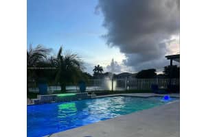 318 Ne 31st Ave Homestead, FL 33033 - MLS#A11862306