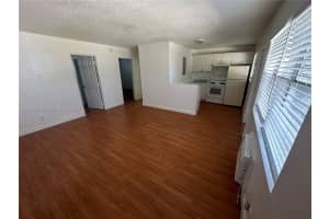 300 Sw 4th Ct 3 Fort Lauderdale, FL 33315 - MLS#A11862307