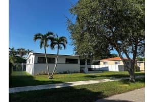 8560 Sw 27th Ln Miami, FL 33155 - MLS#A11862335