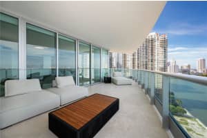 1331 Brickell Bay Dr 1801, Miami, FL 33131 - MLS#A11862337