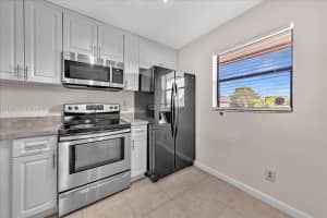 10529 Nw 10th St 201 Pembroke Pines, FL 33026 - MLS#A11862361