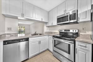 10529 Nw 10th St 201 Pembroke Pines, FL 33026 - MLS#A11862361