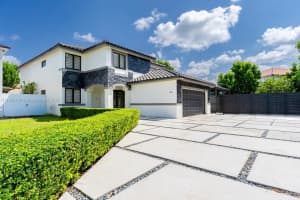 9035 Sw 156th Ct, Miami