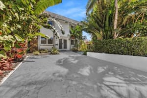 348 Palm St 0, Hollywood, FL 33019 - MLS#A11862412