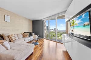 325 S Biscayne Blvd 1918 Miami, FL 33131 - MLS#A11862438