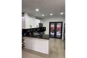11041 W Okeechobee Rd 102 Hialeah Gardens, FL 33018 - MLS#A11862444